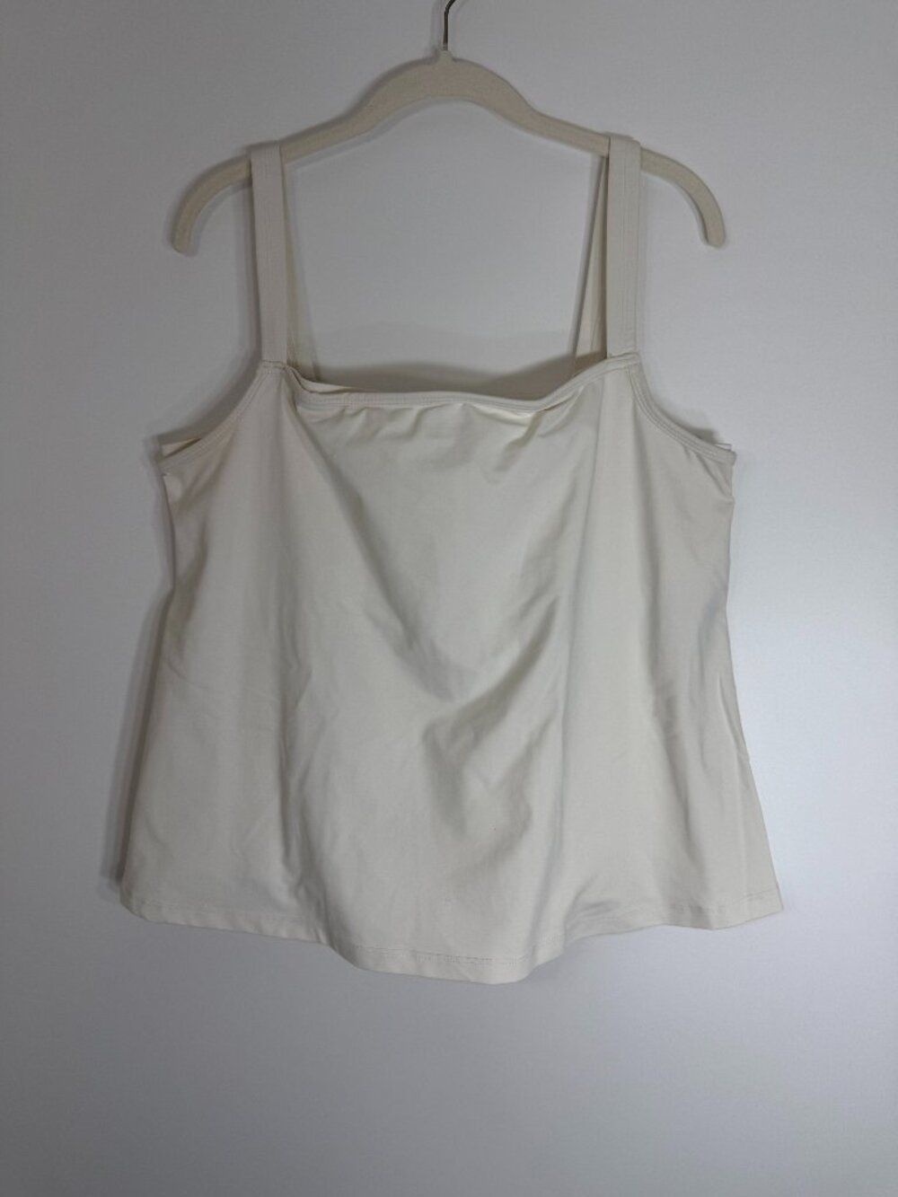 Junonia Womens 2X Bra Tank Top Bathing Suit Top Versatile White Cool Athleisure